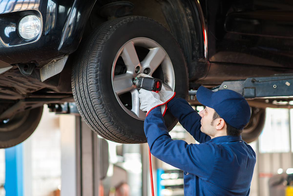 Winter Auto Service in Lacombe, AB